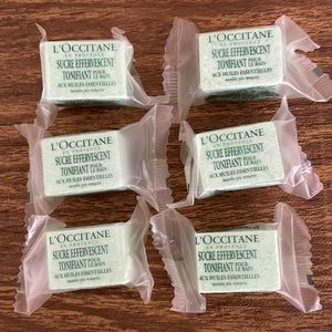 L’Occitane Effervescent Revitalizing Sugar Cube for Bath